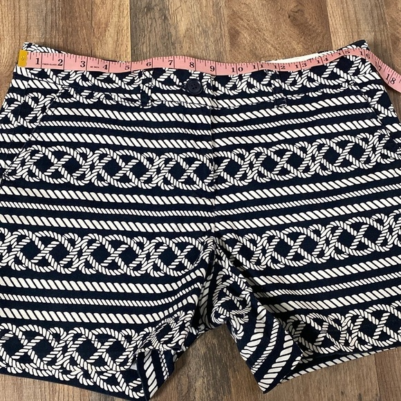 Crown & Ivy Nautical Rope Cotton Spandex Blend Navy and White 5” Shorts - Picture 5 of 9